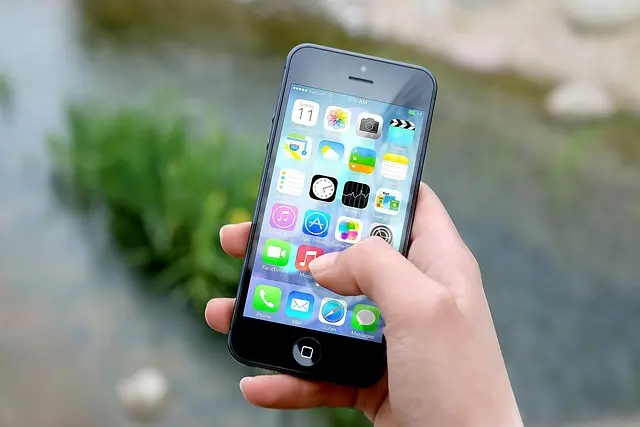 How to Use Travel Apps to Score Amazing Cheap Travel Offers