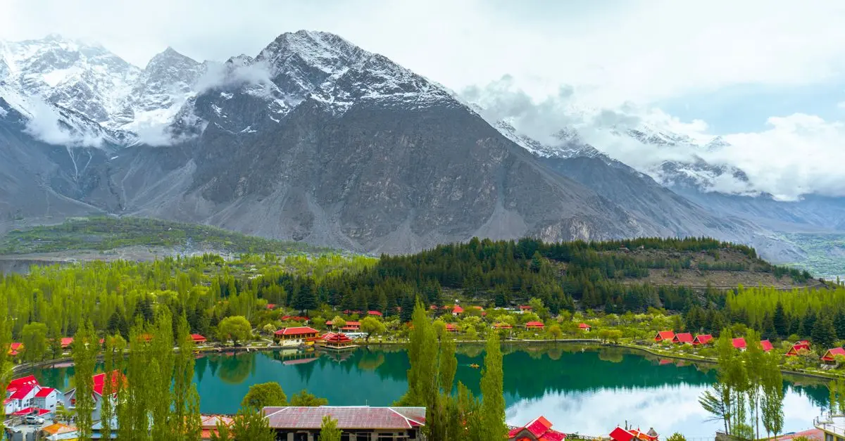 Top Ways to Find Affordable Travel Offers