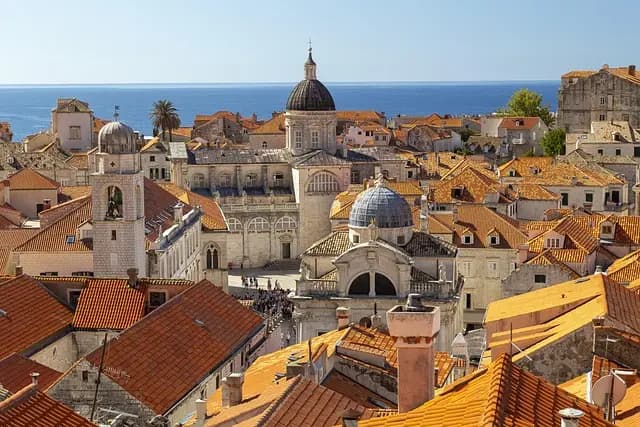 How to Find Unique Cheap Travel Offers Online