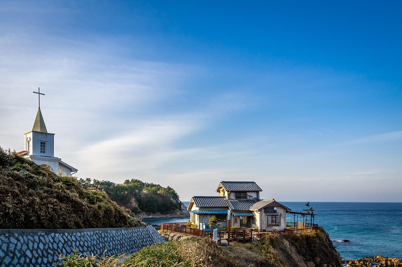 10 Secrets to Finding Unmissable Cheap Travel Offers