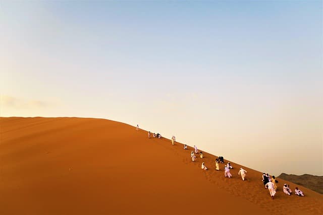 10 Essential Tips for Booking Cheap Travel Offers